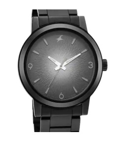 Black Mate analog watch